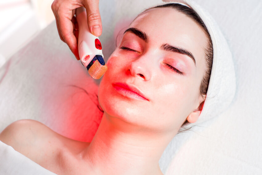 10 skin benefits red light therapy